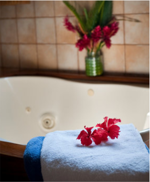 Jacuzzi Milk Bath in Bandra